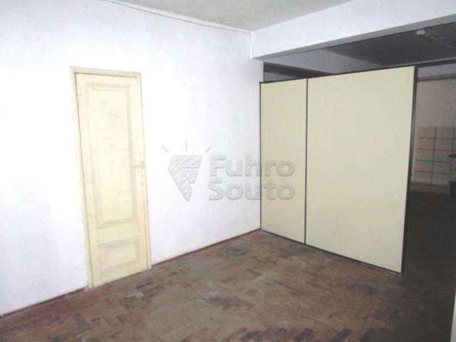 Comercial Sala em Condomínio em Pelotas