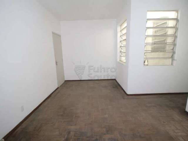 Apartamento Padrão no Centro de Pelotas - Conforto e Praticidade Esperam por Você!