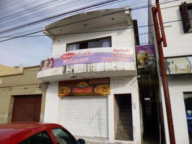 Comercial Sala Fora de Condomínio em Pelotas