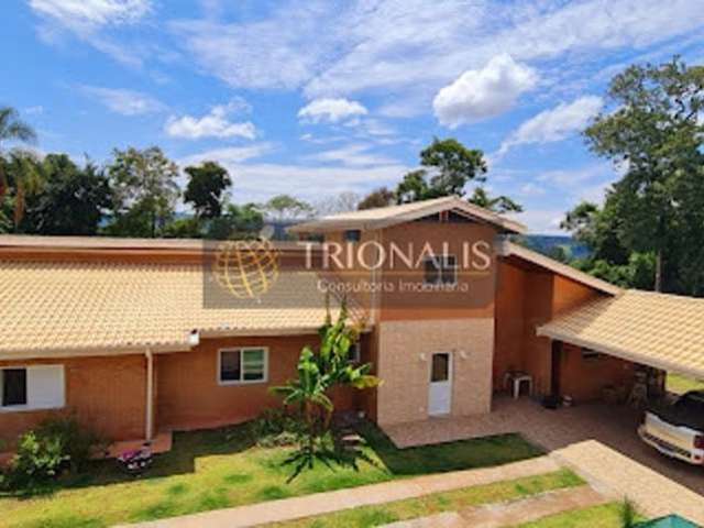 Chácara com 3 dormitórios à venda, 4200 m² por R$ 1.690.000,00 - Loteamento Rancho Maringá I - Atibaia/SP