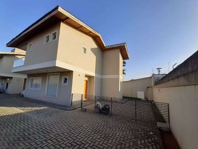 Casa com 3 dormitórios à venda, 127 m² por R$ 850.000,00 - Vila Petrópolis - Atibaia/SP