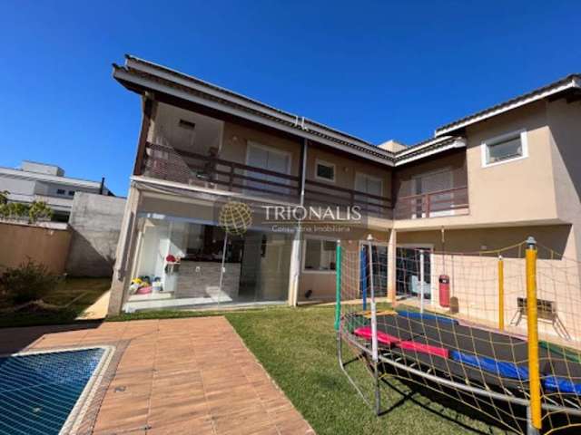 Casa com 3 dormitórios à venda, 214 m² por R$ 1.250.000,00 - Estância Santa Maria do Laranjal - Atibaia/SP