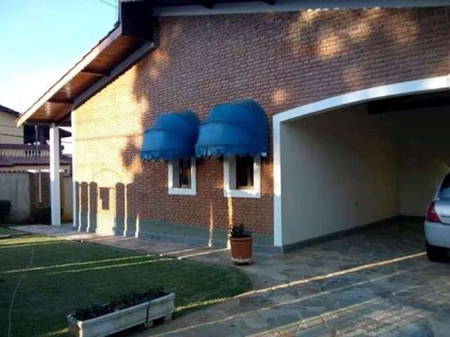 Casa com 3 dormitórios à venda, 430 m² por R$ 1.750.000,00 - Nova Gardênia - Atibaia/SP