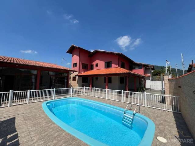 Casa à venda no bairro Ingleses do Rio Vermelho - Florianópolis/SC