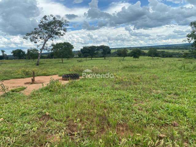 Fazenda à venda as margens do rio piracanjuba em rio quente - 10 alqueires