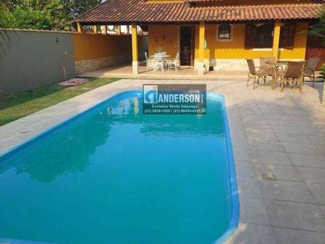 Casa com 2 quartos (1suíe), piscina e churrasqueira em  Itaipuaçu!