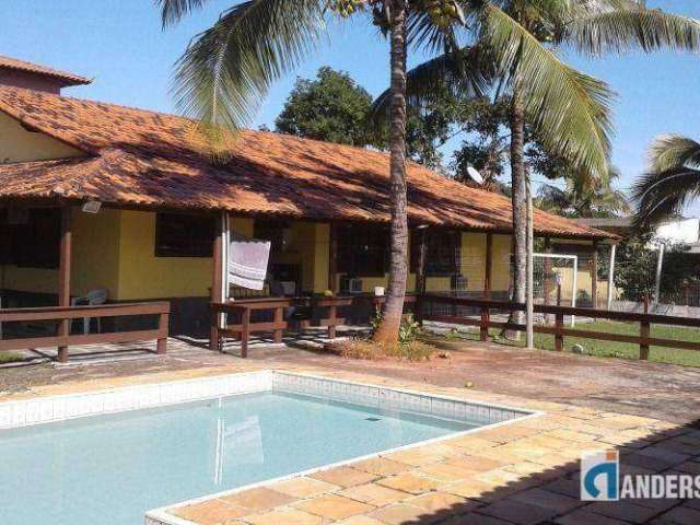 Excelente casa c/5Qtos 4suítes, piscina, churrasqueira e campo futebol em Itaipuaçu