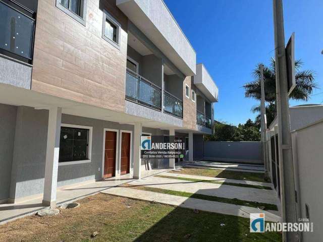 Duplex com 2 suítes prox. a praia  no Jd. Atlântico Central