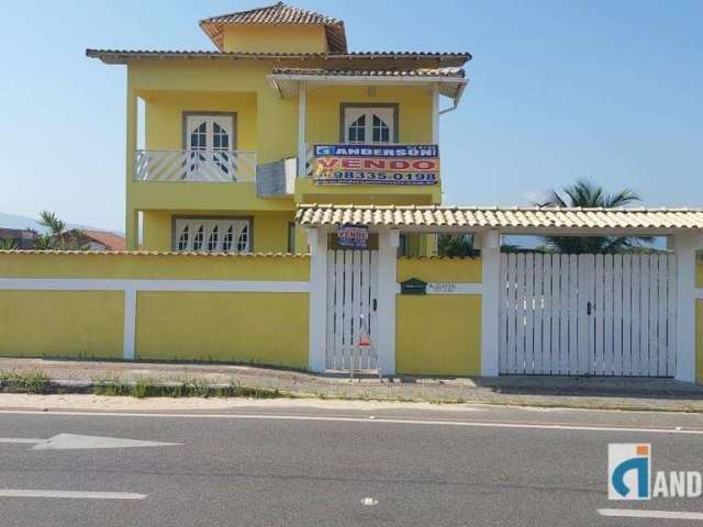 Casa com 3 quartos à venda na Avenida Maysa, Cordeirinho, Maricá, 229 m2 por R$ 720.000