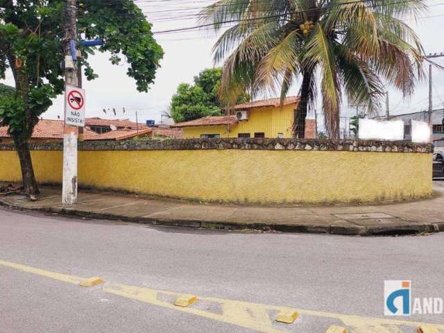 Casa com 3 dormitórios à venda, 120 m² por R$ 700.000,00 - Centro - Maricá/RJ