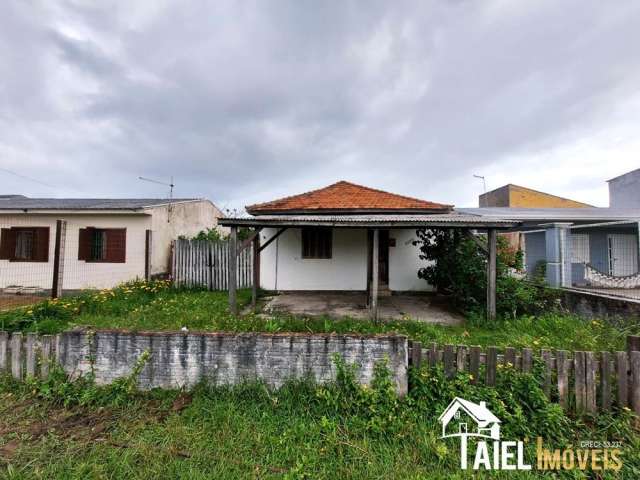 Casa Mista na Avenida Central da Praia de Cidreira/RS