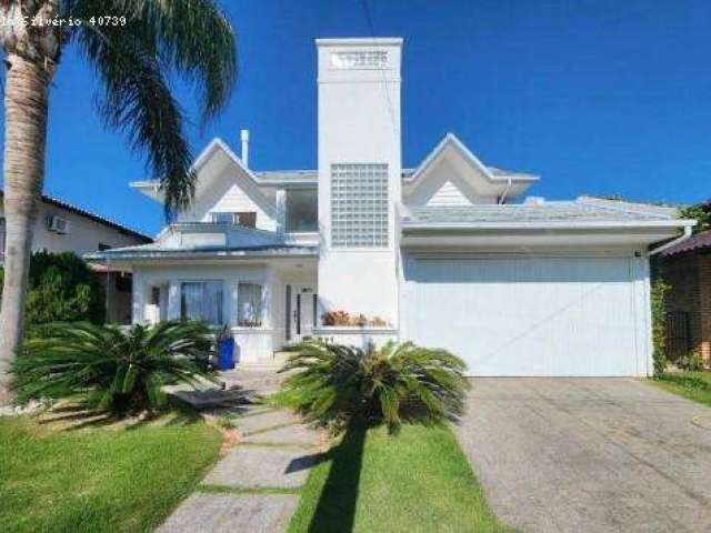 Casa para Venda em Florianópolis, Jurerê, 4 dormitórios, 2 suítes, 5 banheiros, 2 vagas