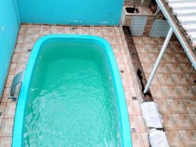 Sobrado alto padrão mobiliado - com piscina - no centro de penha