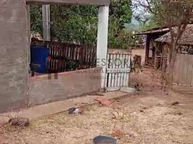 Rancho para Venda em Jataí, Setor Planalto, 2 dormitórios, 1 suíte, 1 banheiro