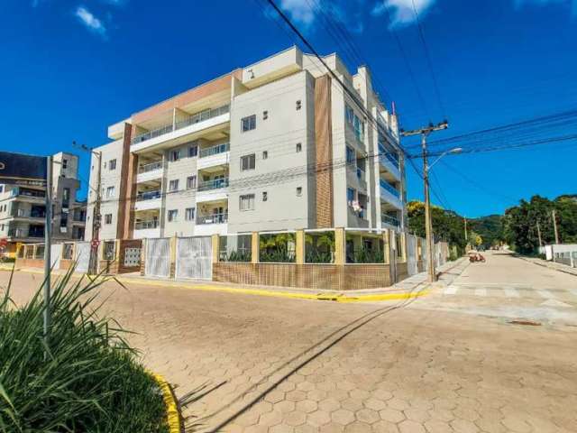 Lindo apartamento de 2 dormitórios à 600m da praia de Bombas- Bombinhas