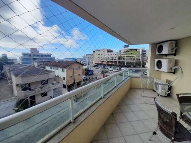 Apartamento com 3 dormitórios em Bombas, Bombinhas.