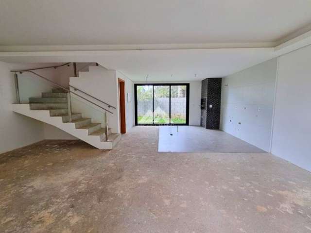 Lindo Triplex em Condomínio à venda no Sta Cândida.