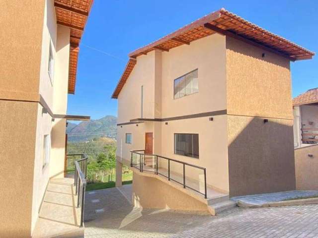 Casa 3 quartos, 180 m², à venda em condomínio, por R$ 800.000,00,  Braunes - Nova Friburgo - RJ.