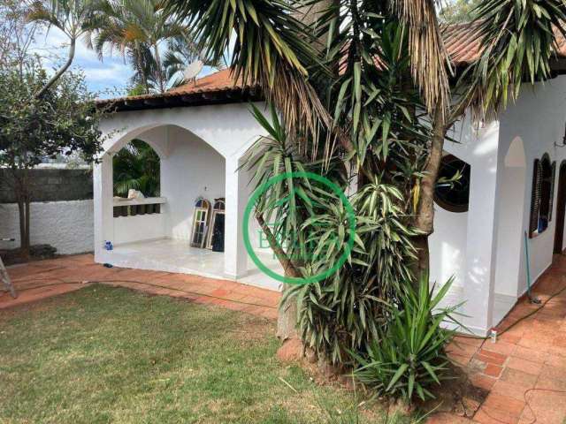 Casa com 2 dormitórios à venda, 204 m² por R$ 1.000.000,00 - Três Montanhas - Osasco/SP