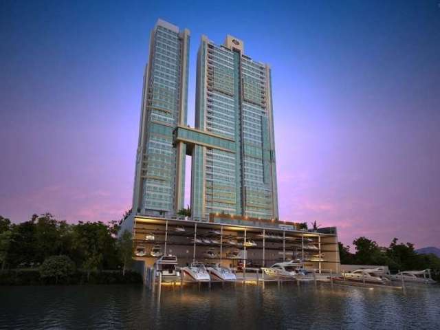 Marina Beach Towers