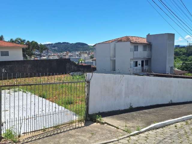 Terreno 600 m² em São Josè