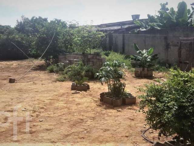 Casa com 3 quartos à venda na Rua Três, 57, Chácara Novo Horizonte, Contagem por R$ 800.000