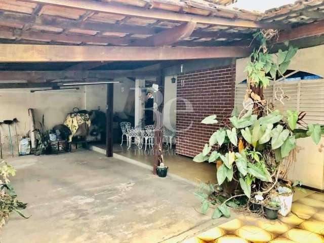 Casa com 3 quartos à venda na Rua Toutinegra, 78, Alípio de Melo, Belo Horizonte por R$ 580.000