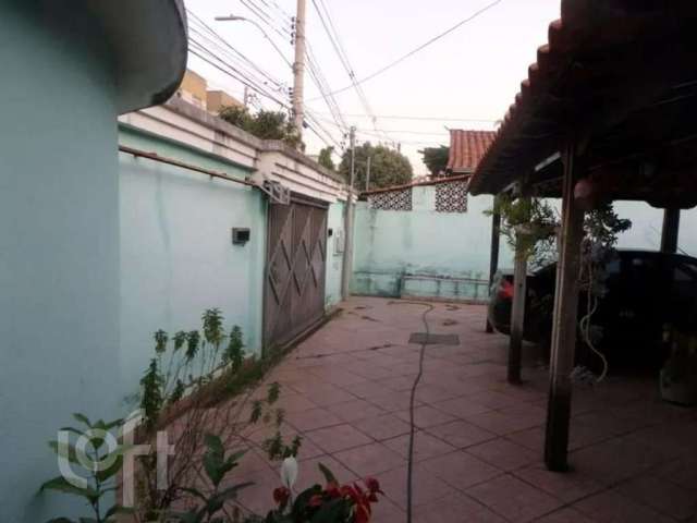 Casa com 3 quartos à venda na dos Pessegueiros, 163, Vila Cloris, Belo Horizonte por R$ 650.000