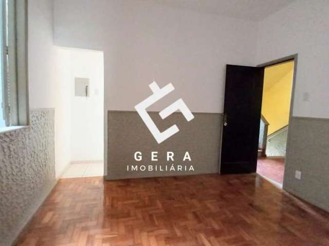 Apartamento com 1 quarto para alugar na João Cardoso, 87, Santo Cristo, Rio de Janeiro por R$ 1.000