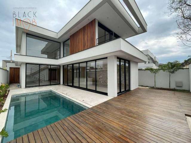 Casa com 3 dormitórios à venda, 303 m² por R$ 2.690.000,00 - Condomínio Green Park - Taubaté/SP