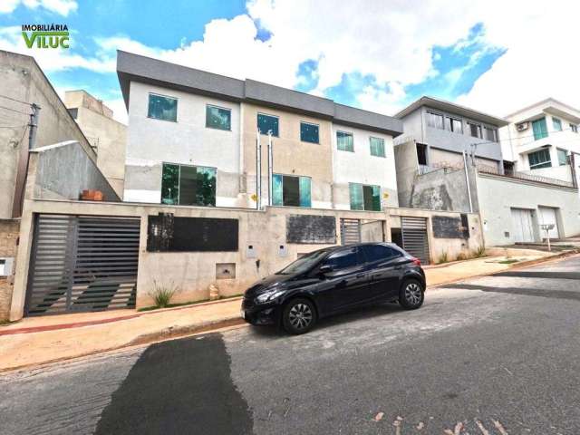 Casa com 3 quartos à venda na Alameda dos Canários, --, Cabral, Contagem por R$ 800.000