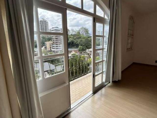 Apartamento para Venda em Joinville, Anita Garibaldi, 3 dormitórios, 1 suíte, 3 banheiros, 2 vagas