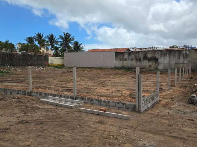 Vendo  dois excelentes terrenos planos no Bairro Quintas do Calhau