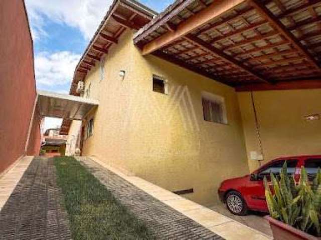 Casa com 3 dormitórios à venda, 150 m² por R$ 860.000,00 - Vila Camilópolis - Santo André/SP