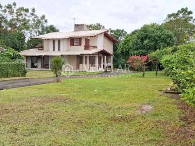 Casa para Venda em Palhoça, Centro, 3 dormitórios, 1 suíte, 2 banheiros, 2 vagas