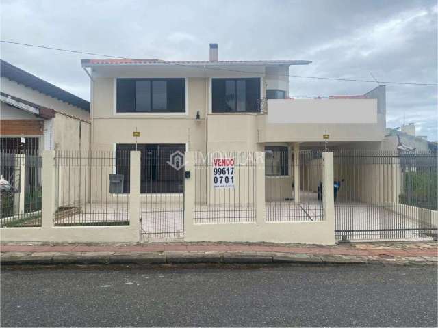 Casa para Venda em Florianópolis, Coqueiros, 3 dormitórios, 1 suíte, 2 banheiros, 4 vagas