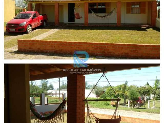 Casa à venda no bairro Balneario Bellatorres - Passo de Torres/SC