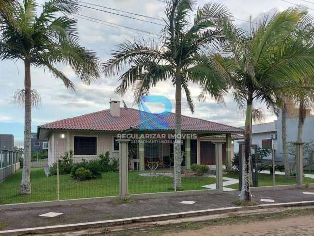 Casa à venda no bairro Balneario Bellatorres - Passo de Torres/SC