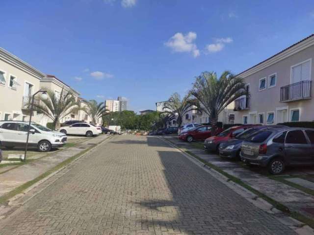 SOBRADO CONDOMINIO FECHADO - Passagem Abaré,140 Carapicuíba SP