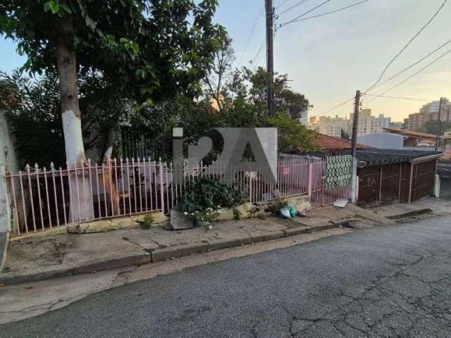 Casa térrea à venda com àrea total de terreno 250m², e 84mts de construção; 2 dormitórios, cozinha, banheiro, 1 vaga de garagem, quintal e edícula. Rua Campesina - Lageado - Jaguaré SP