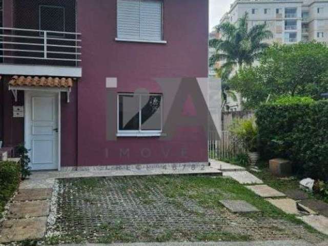 Sobrado condomínio com 3 dormitórios, 3 banheiros, lavabo, quarto serviços, 2 vagas - Vila São Francisco