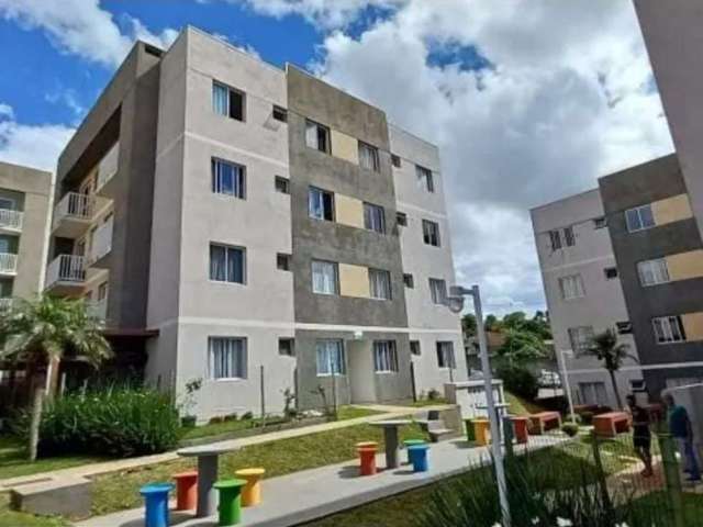 Apartamento com 02 dormitórios em Uvaranas