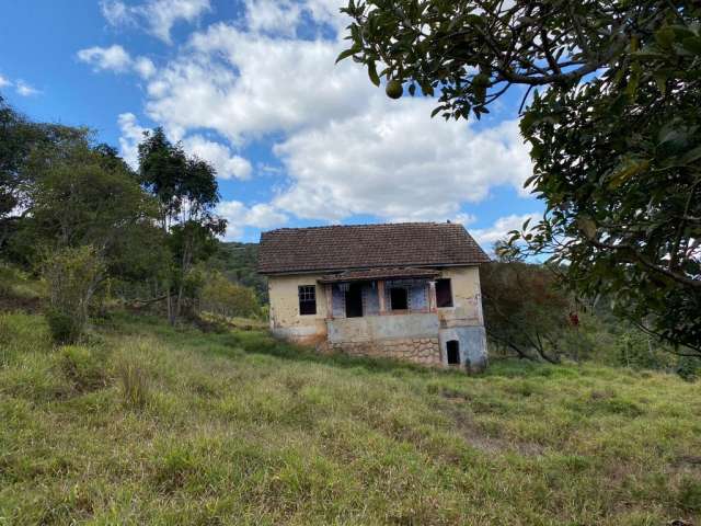 Vende-se  fazendinha em Ouro Branco