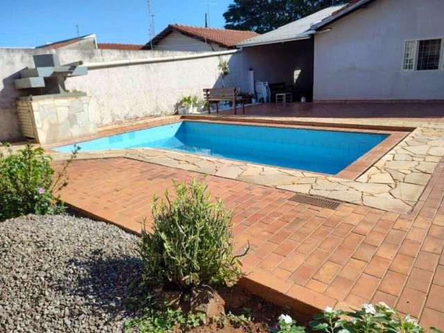 Oportunidade - casa com 1 suíte, 3 quartos e piscina