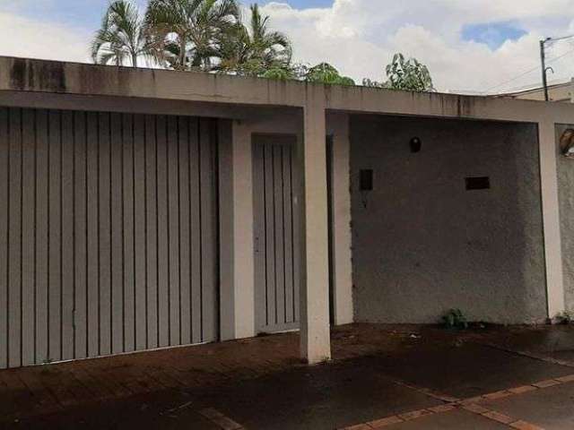 Casa Térrea na Rui Barbosa próximo a Santa Casa