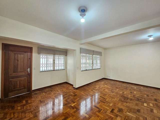 Sobrado para venda com 3 quartos, 240m²