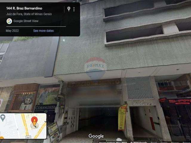 Conforto e segurança ao estacionar no centro de Juiz de Fora. Excelente investimento.