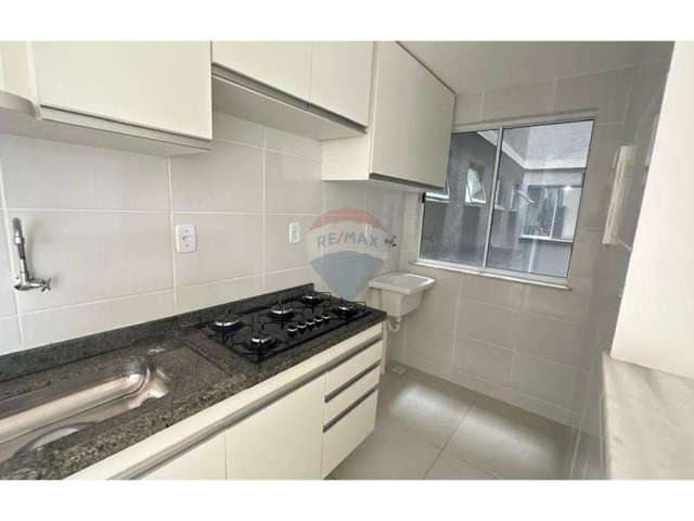 Apartamento dois quartos para locação ,Condomínio PARK Palmeiras ,com armário embutido na cozinha.52m²-Sao Pedro- Próximo UFJF.