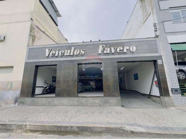 Loja comercial localizada no centro