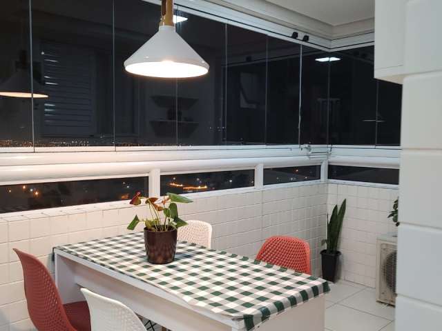 Maravilhoso Apartamento na Aviação, Vista Mar, Semi - Mobiliado, 2 Dormitórios, R$480.000,00